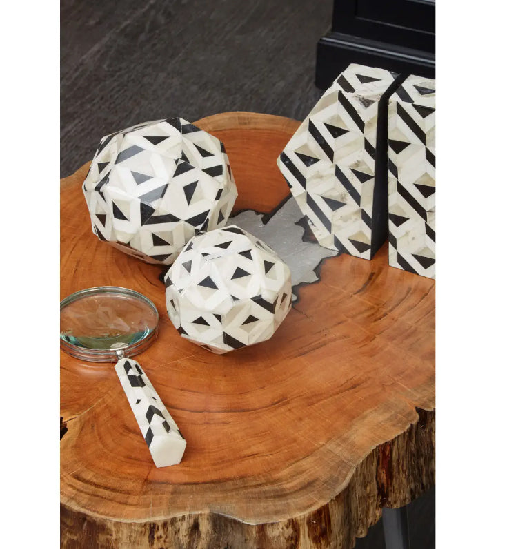 Harlo Resin Set Of 2 Intricate Pattern Bookends In Ivory And Black