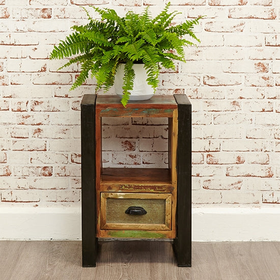 Urban Chic Wooden Lamp Table With 1 Drawer