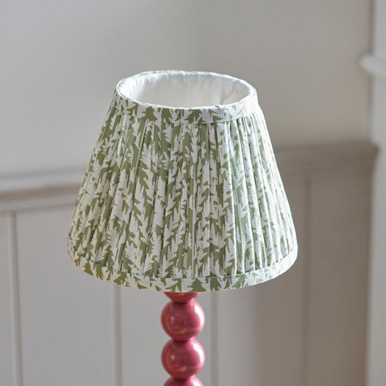 Higgledy And Leaf 20cm Herb Garden Green Shade Table Lamp With High Gloss Pink Clay Base