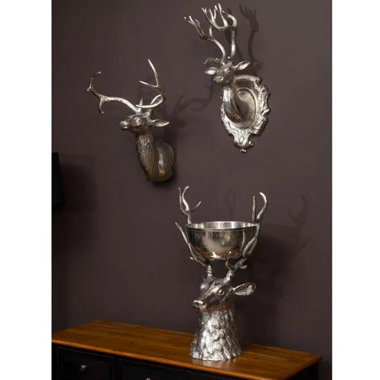 Stella Wall Mounted Aluminium Stag With Curved Antlers In Silver