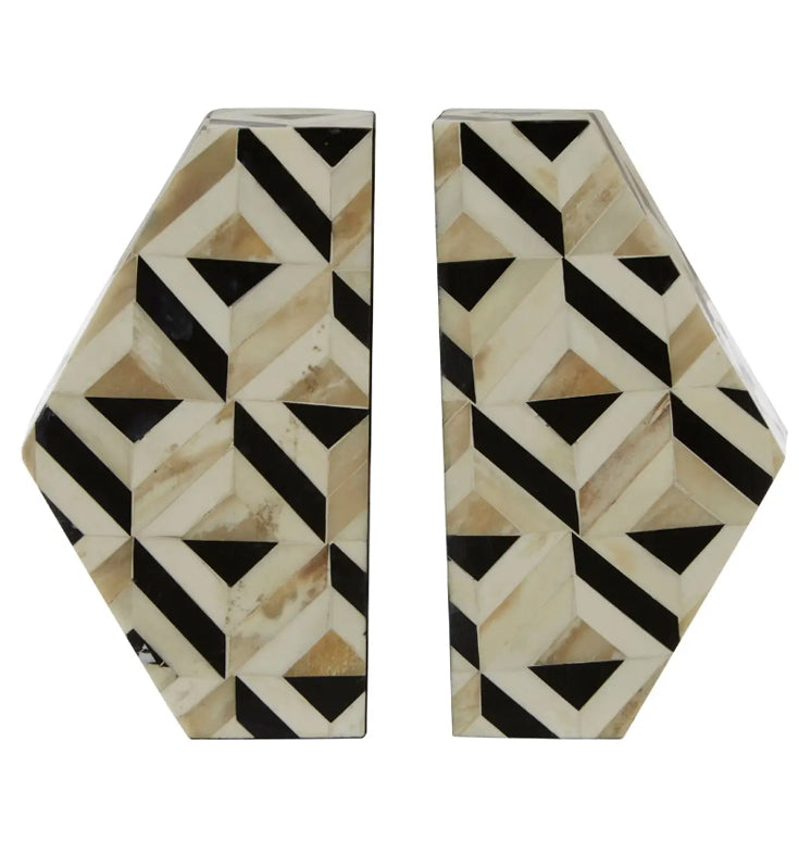 Harlo Resin Set Of 2 Intricate Pattern Bookends In Ivory And Black