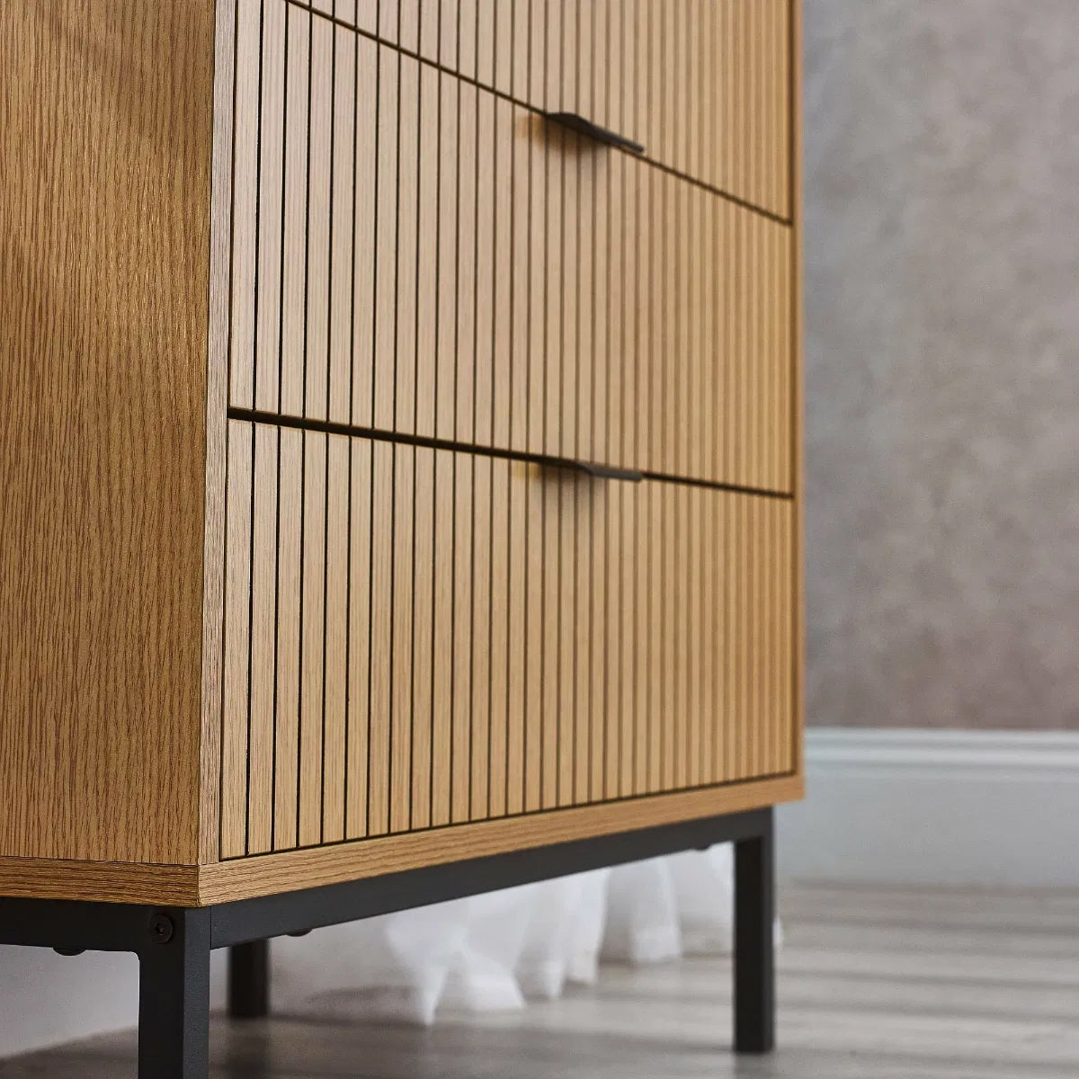 Sia Wooden Chest Of 3 Drawers In Oak