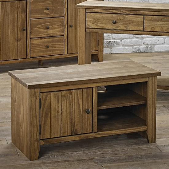 Havana Wooden TV Stand In Pine With 1 Door And Shelf